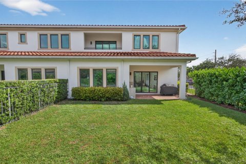 Купить виллу или дом в Холливуд, Флорида 3 спальни, 241.73м2, № 2050569 - фото 8