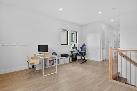 Купить виллу или дом в Холливуд, Флорида 3 спальни, 241.73м2, № 2050569 - фото 27