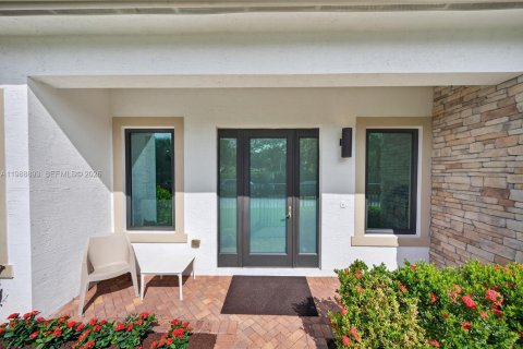 Купить виллу или дом в Холливуд, Флорида 3 спальни, 241.73м2, № 2050569 - фото 6