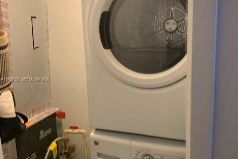 Купить кондоминиум в Майами, Флорида 41.06м2, № 2009914 - фото 11