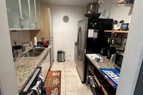 Condo in Fort Lauderdale, Florida, 1 bedroom  № 1168648 - photo 1