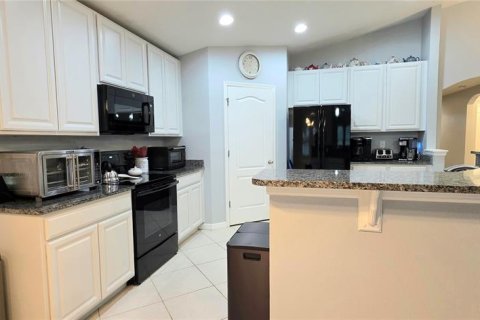 Villa ou maison à vendre à Riverview, Floride: 4 chambres, 187.85 m2 № 2212840 - photo 8