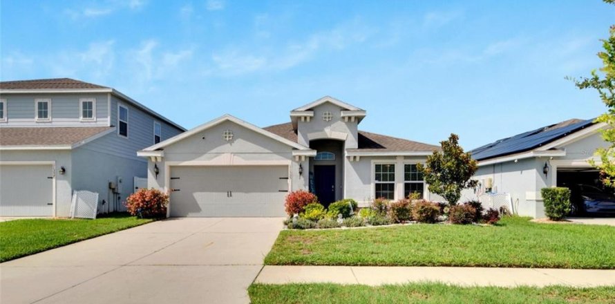 Villa ou maison à Riverview, Floride 4 chambres, 187.85 m2 № 2212840