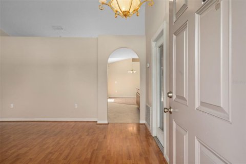 Villa ou maison à louer à Spring Hill, Floride: 4 chambres, 162.39 m2 № 2384227 - photo 14