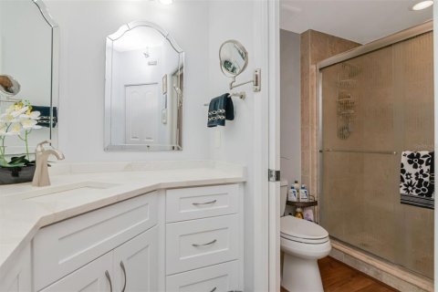 Купить кондоминиум в Южная Пасадена, Флорида 6 комнат, 120.77м2, № 2152358 - фото 19
