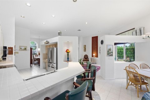 Купить виллу или дом в Уэстон, Флорида 5 спален, 288.46м2, № 2067616 - фото 16