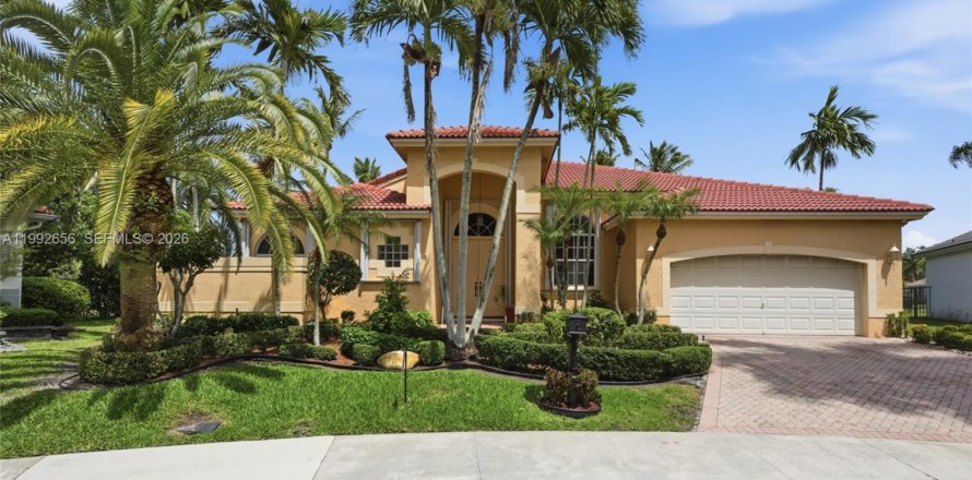 Дом в Уэстон, Флорида 5 спален, 288.46м2 № 2067616