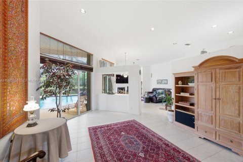 Купить виллу или дом в Уэстон, Флорида 5 спален, 288.46м2, № 2067616 - фото 8