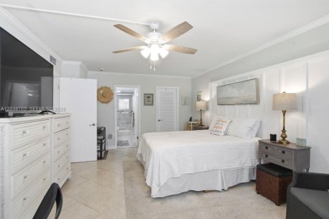 Condo in Hollywood, Florida, 2 bedrooms  № 2085522 - photo 20