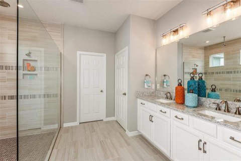 House in Sanford, Florida 5 bedrooms, 295.52 sq.m. № 1832996 - photo 10