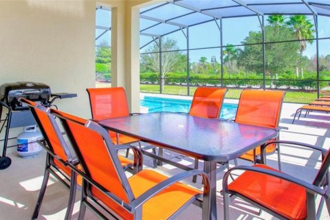 House in Davenport, Florida 4 bedrooms, 179.95 sq.m. № 1852703 - photo 3