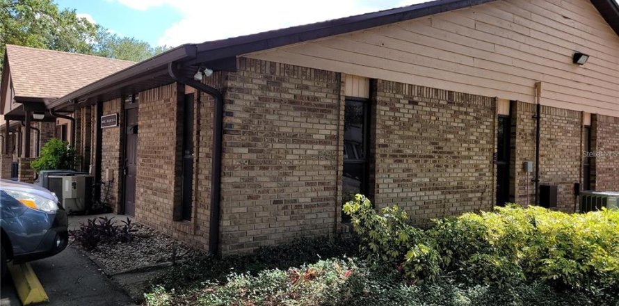 Propiedad comercial en Altamonte Springs, Florida 48.31 m2 № 1677489