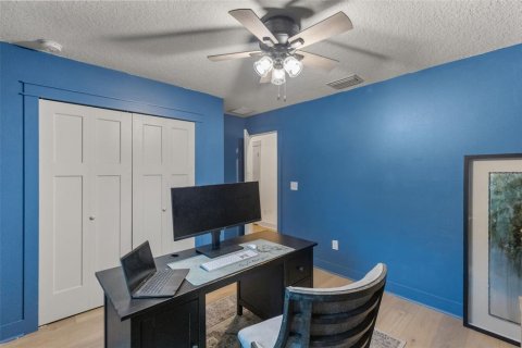 Casa en venta en Tampa, Florida, 3 dormitorios, 162.67 m2 № 2258291 - foto 18