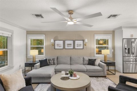 Casa en venta en Tampa, Florida, 3 dormitorios, 162.67 m2 № 2258291 - foto 6