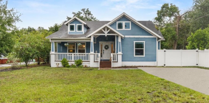 Casa en Tampa, Florida 3 dormitorios, 162.67 m2 № 2258291
