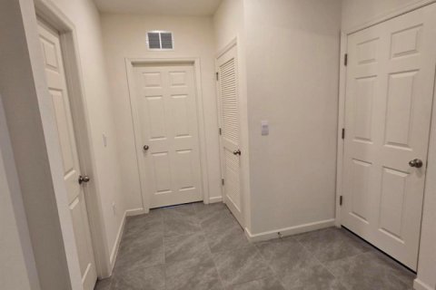 Villa ou maison à vendre à Port St. Lucie, Floride: 4 chambres, 169.73 m2 № 2086645 - photo 8