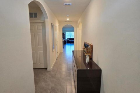 Villa ou maison à vendre à Port St. Lucie, Floride: 4 chambres, 169.73 m2 № 2086645 - photo 7