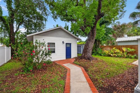 Casa en venta en Tampa, Florida, 4 dormitorios, 156.35 m2 № 2384097 - foto 29