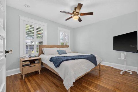 Casa en venta en Tampa, Florida, 4 dormitorios, 156.35 m2 № 2384097 - foto 18