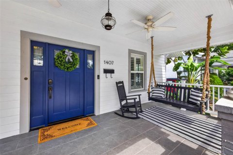Casa en venta en Tampa, Florida, 4 dormitorios, 156.35 m2 № 2384097 - foto 3