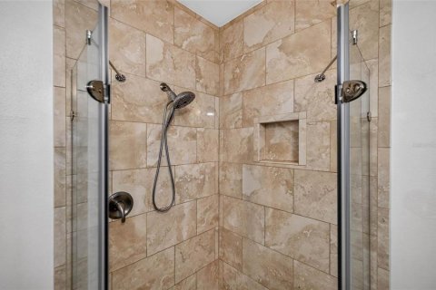Casa en venta en Tampa, Florida, 4 dormitorios, 156.35 m2 № 2384097 - foto 21