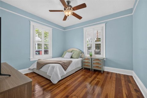 Casa en venta en Tampa, Florida, 4 dormitorios, 156.35 m2 № 2384097 - foto 23