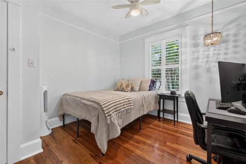 Casa en venta en Tampa, Florida, 4 dormitorios, 156.35 m2 № 2384097 - foto 25