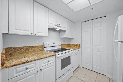 Condo in Royal Palm Beach, Florida, 3 bedrooms № 2178586