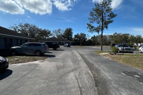 Propiedad comercial en alquiler en New Port Richey, Florida, 130.06 m2 № 1718906 - foto 3