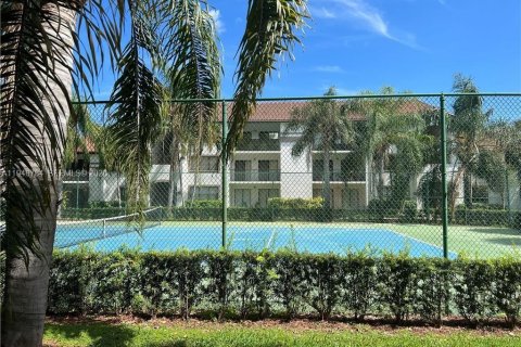 Condominio en Hollywood, Florida, 1 dormitorio  № 1997789