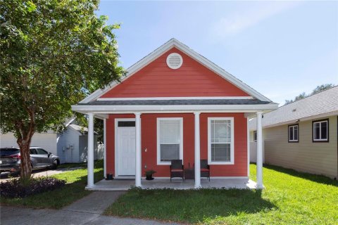 House in Zephyrhills, Florida 2 bedrooms, 94.76 sq.m. № 2349721