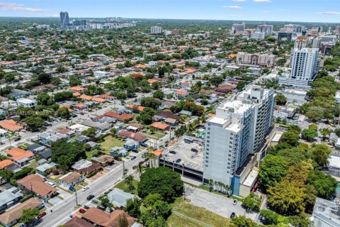 Condominio en venta en Miami, Florida, 1 dormitorio, 75.81 m2 № 1747972 - foto 29