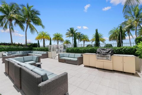 Condominio en venta en Miami, Florida, 1 dormitorio, 75.81 m2 № 1747972 - foto 22
