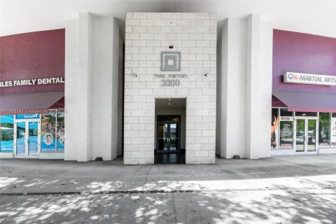 Condominio en venta en Miami, Florida, 1 dormitorio, 75.81 m2 № 1747972 - foto 2