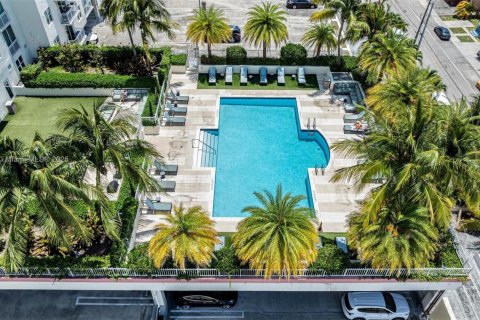 Condominio en venta en Miami, Florida, 1 dormitorio, 75.81 m2 № 1747972 - foto 30