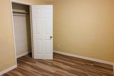 House in Orlando, Florida 2 bedrooms, 69.68 sq.m. № 2379522 - photo 5