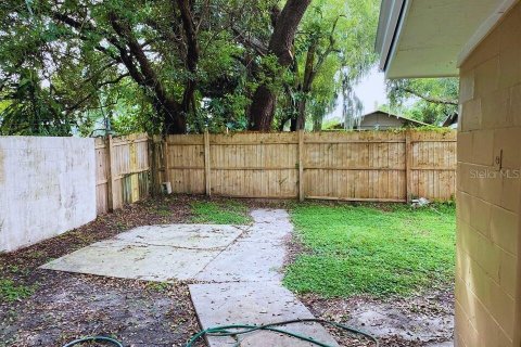House in Orlando, Florida 2 bedrooms, 69.68 sq.m. № 2379522 - photo 8