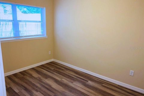 House in Orlando, Florida 2 bedrooms, 69.68 sq.m. № 2379522 - photo 7