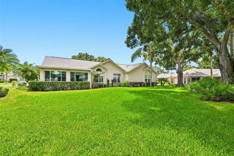 Condo in Ruskin, Florida, 3 bedrooms  № 2347545