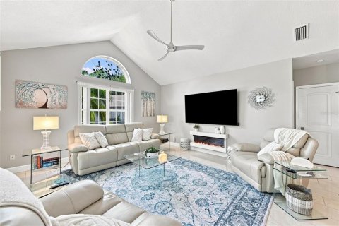 Condo in Ruskin, Florida, 3 bedrooms  № 2347545 - photo 11