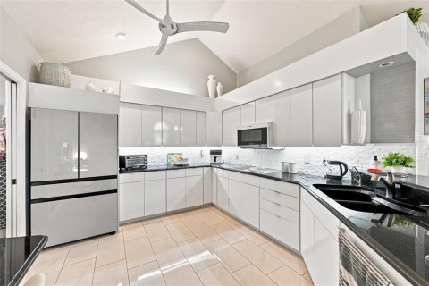 Condo in Ruskin, Florida, 3 bedrooms  № 2347545 - photo 21