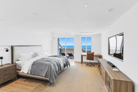 Condo in Key Biscayne, Florida, 3 bedrooms  № 1898198 - photo 19