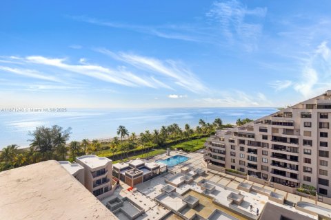 Condo in Key Biscayne, Florida, 3 bedrooms  № 1898198 - photo 24
