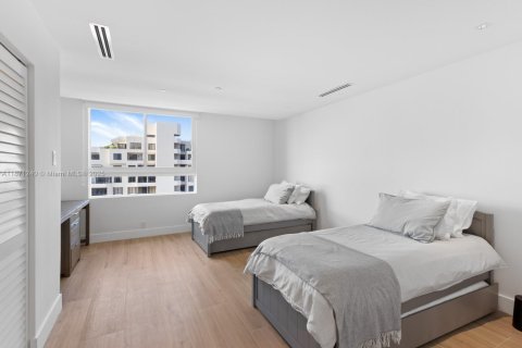 Condo in Key Biscayne, Florida, 3 bedrooms  № 1898198 - photo 11