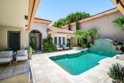 House in Boca Raton, Florida 3 bedrooms, 249.81 sq.m. № 2086927 - photo 3
