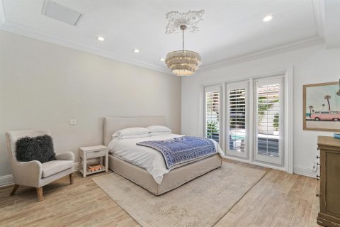 House in Boca Raton, Florida 3 bedrooms, 249.81 sq.m. № 2086927 - photo 20