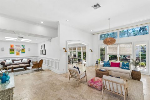House in Boca Raton, Florida 3 bedrooms, 249.81 sq.m. № 2086927 - photo 14