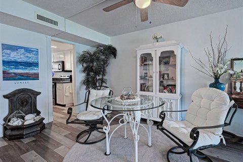 Copropriété à vendre à Venice, Floride: 2 chambres, 84.73 m2 № 2198187 - photo 9