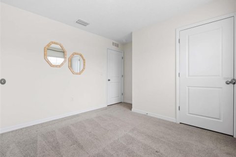 House in Tampa, Florida 4 bedrooms, 212.47 sq.m. № 1832871 - photo 9
