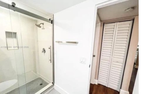 Condominio en venta en Lauderhill, Florida, 1 dormitorio, 70.05 m2 № 2081301 - foto 15